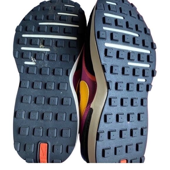 Nike youth Wafle one ps Activa, fuchsia university, pink casual sneaker S/12 ￼ - Picture 5 of 7